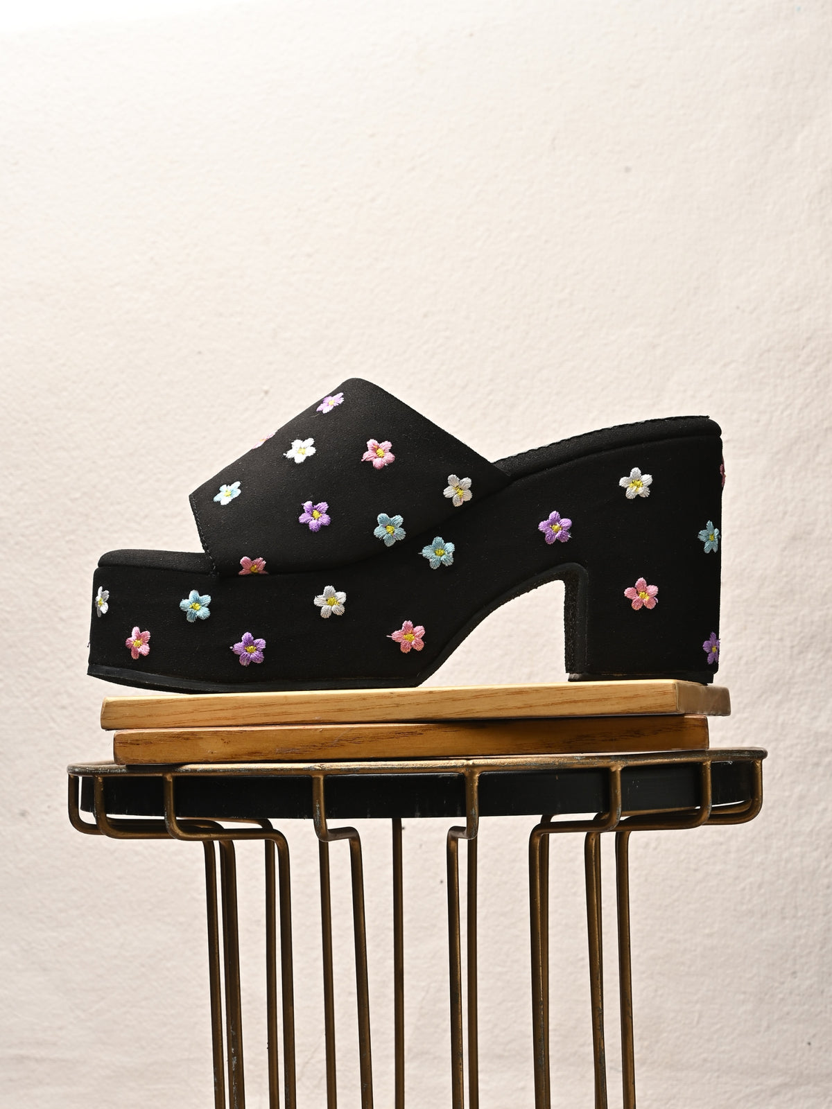 Bloom Black Platforms