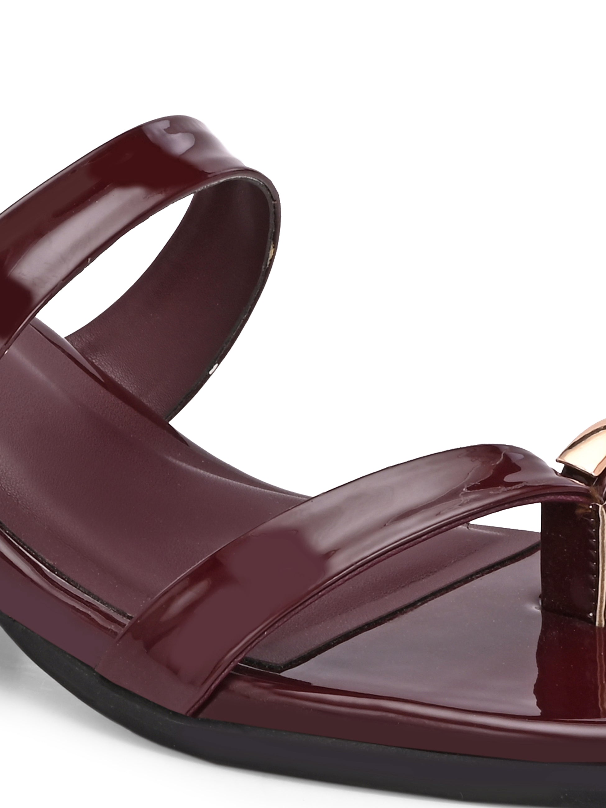 Vellora Toe ring Heels