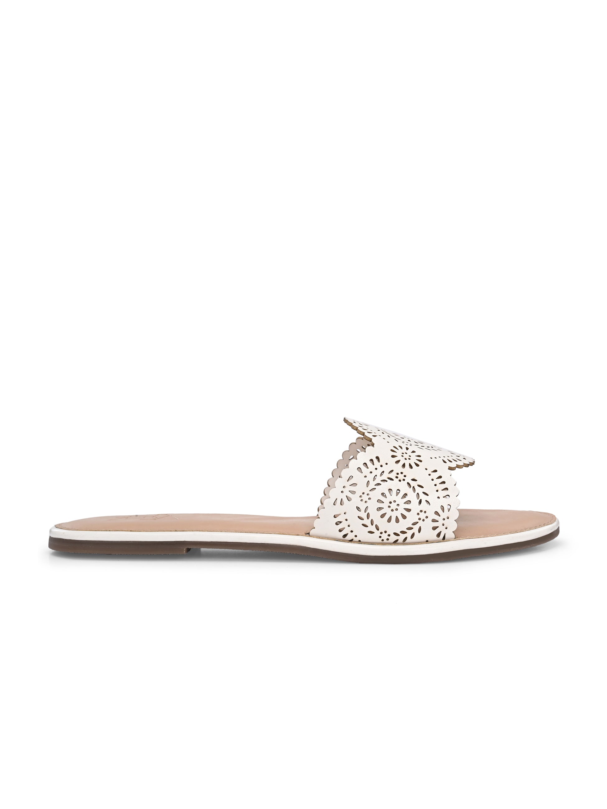 Layrah cutwork Flats