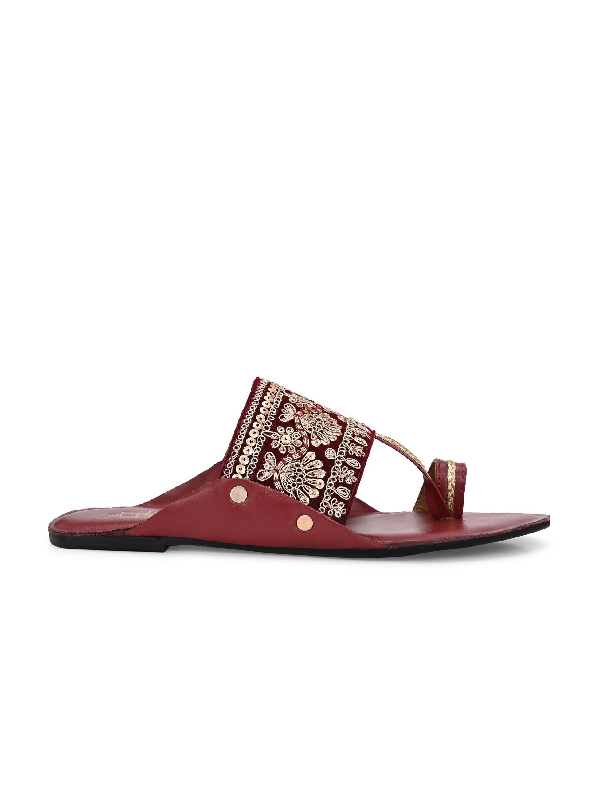 Parisa Embroided Kolhapuri