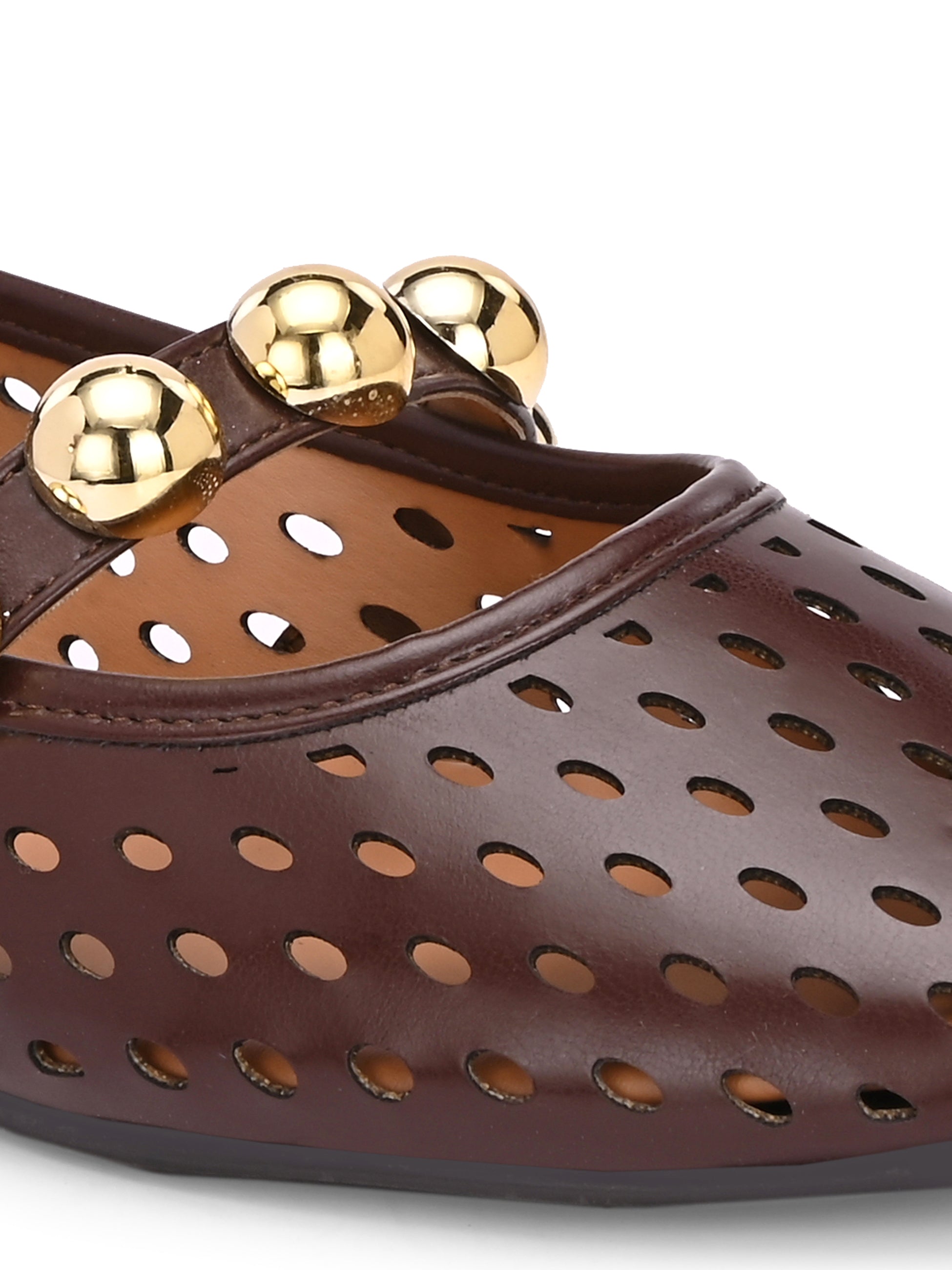 Maison Mary Jane Flats